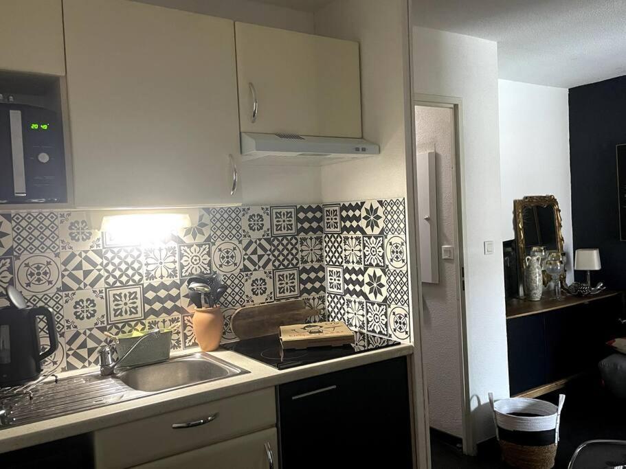 Le Chic Apartment ลูร์ด ภายนอก รูปภาพ